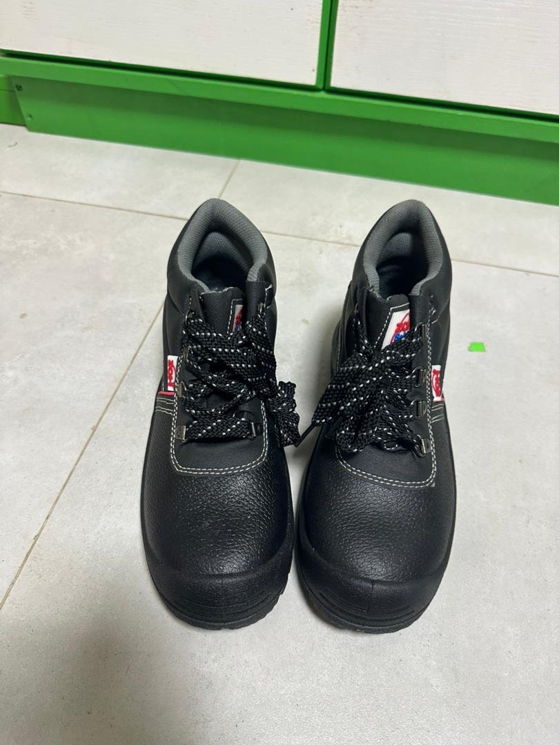 ZGH Water and Oil Resistant safety Boot - Image 2