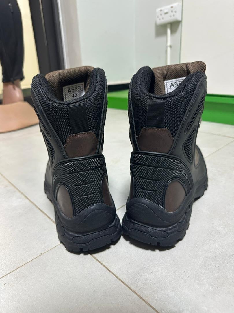 A533 Compatible compact Boot - Image 4