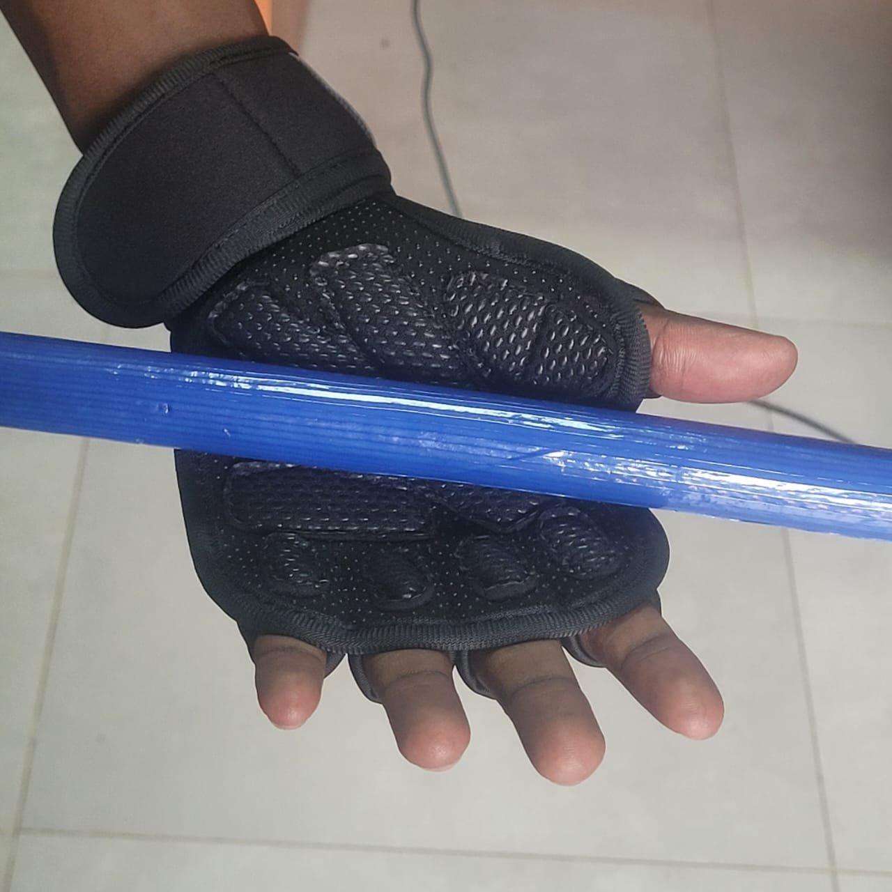 Wellgetfit Gym Gloves - Image 8