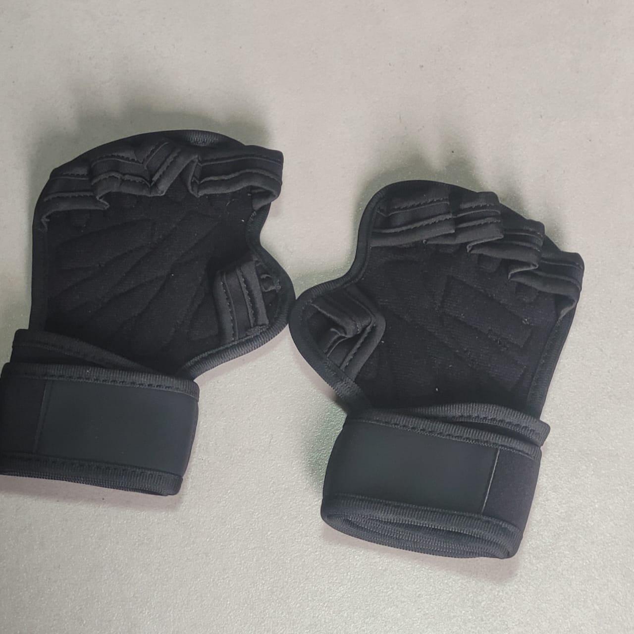 Wellgetfit Gym Gloves - Image 11