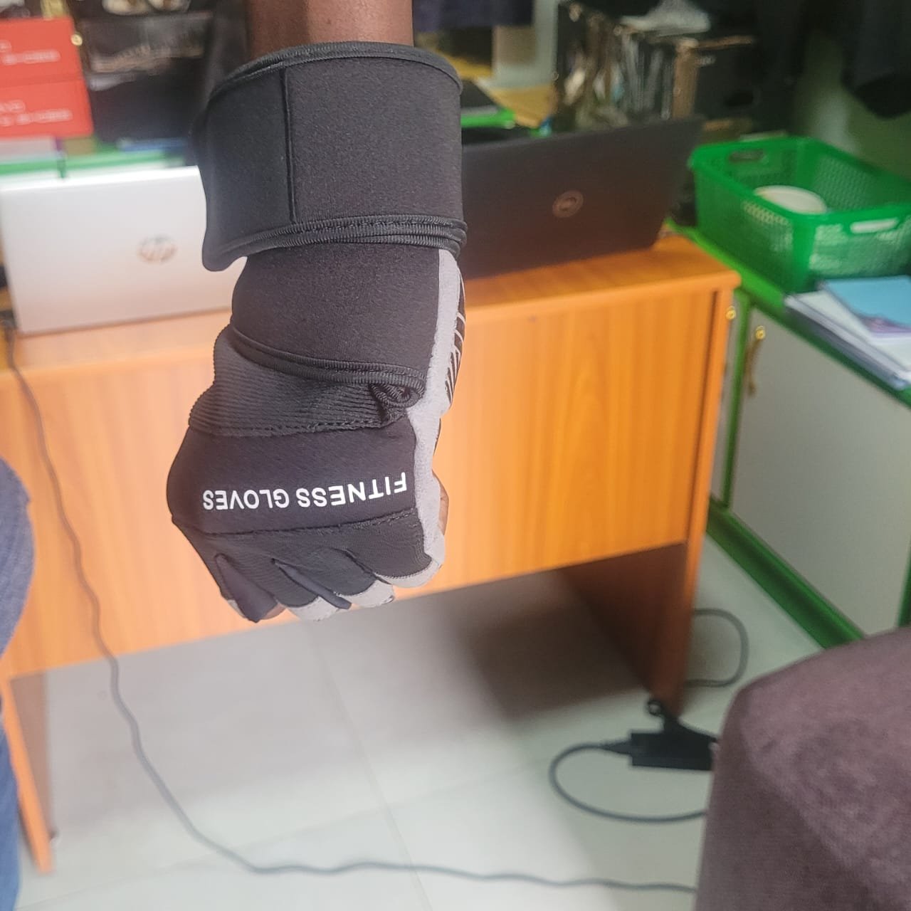 Pro Gel Fitness Glove - Image 7