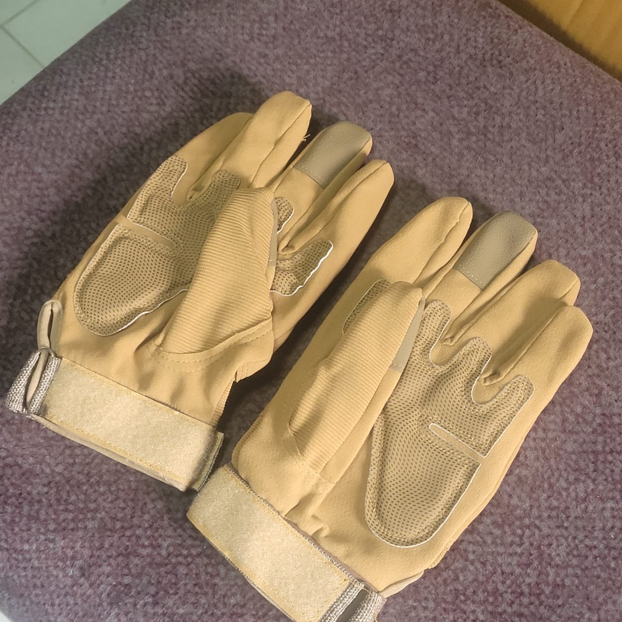 Tactical Riding Gloves - Image 9